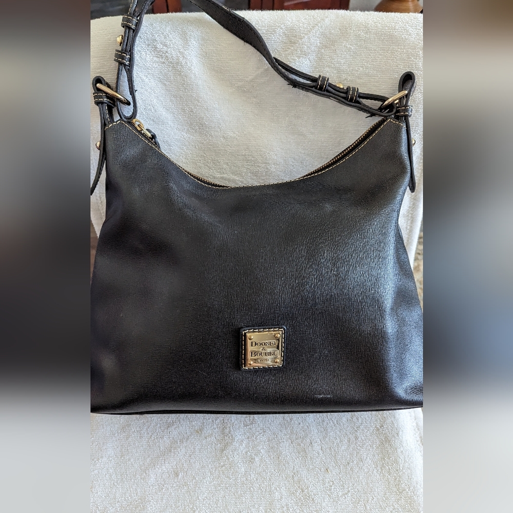 Dooney & Bourke Hobo